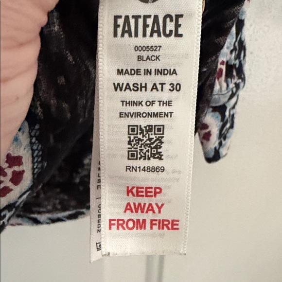 Women's Floral Tunic Top - Black with White and Red Floral Print - Picture 4 of 12